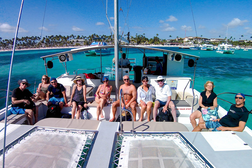 Tours en Punta Cana solo para adultos: la mejor experiencia en catamarán